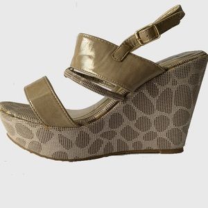 Lavo Wedge Sandal